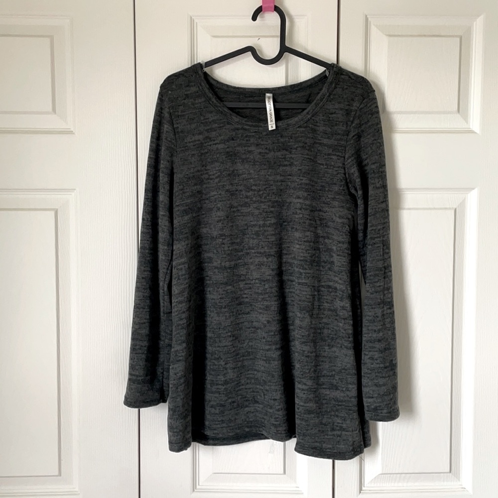 Super soft and float grey shirt